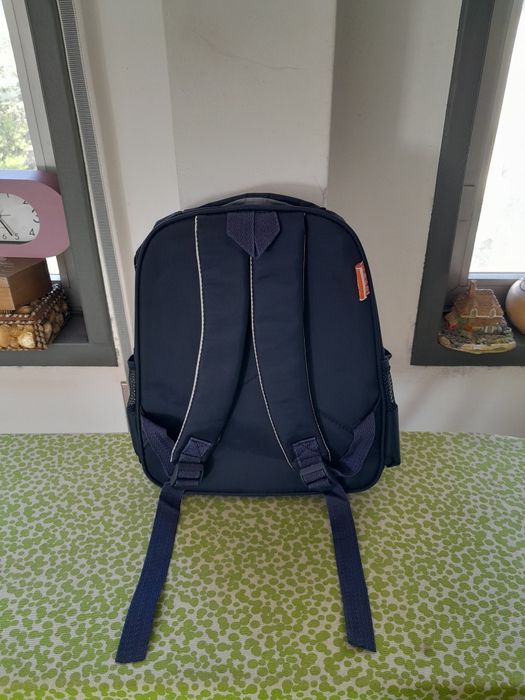 Vendo Mochila de Criança muito bonita nova