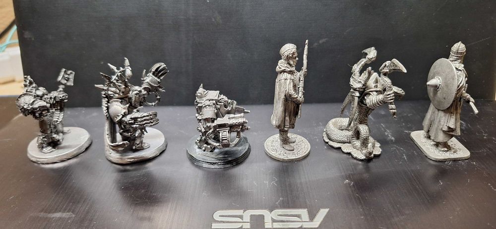 Оловянные фигурки Warhammer 40К