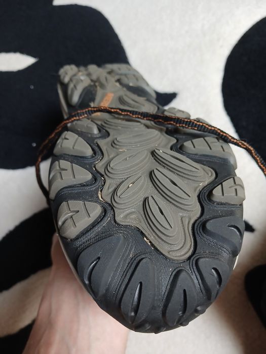 Botas hiking Merrel 41