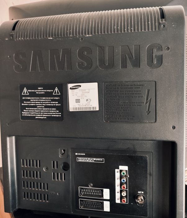 Большой телевизор Samsung 29" + Тумба в подарок!