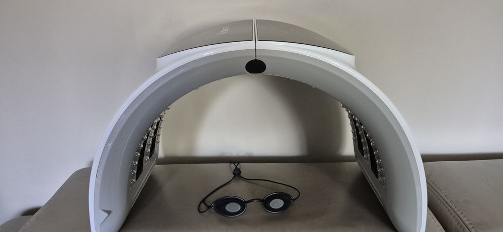 Lampa LED ,urządzenie do światłoterapii amerykańskiej marki ZEMITS LumiBetter.