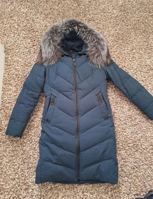 Зимова куртка жіноча