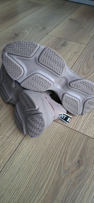 Buty damskie sneakersy