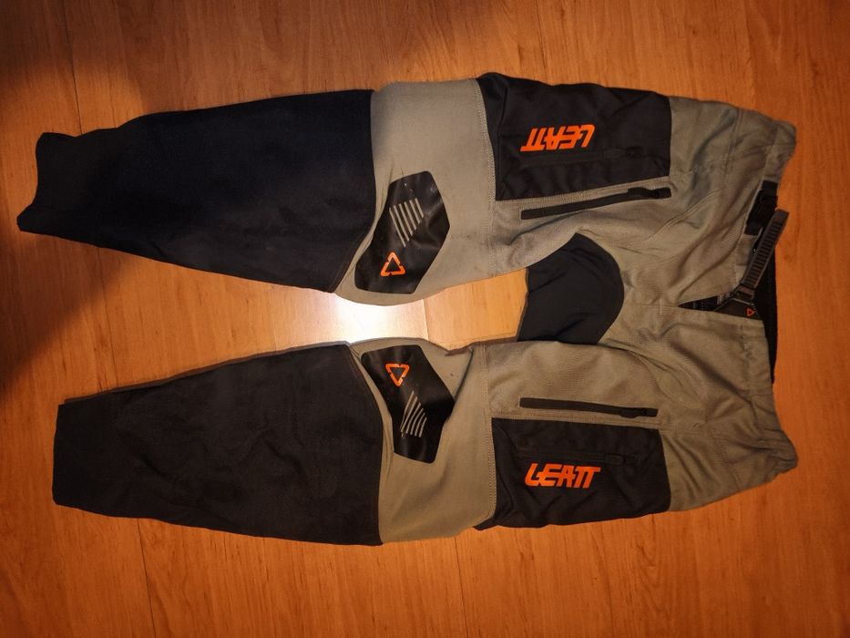 Calças e camisola Leatt