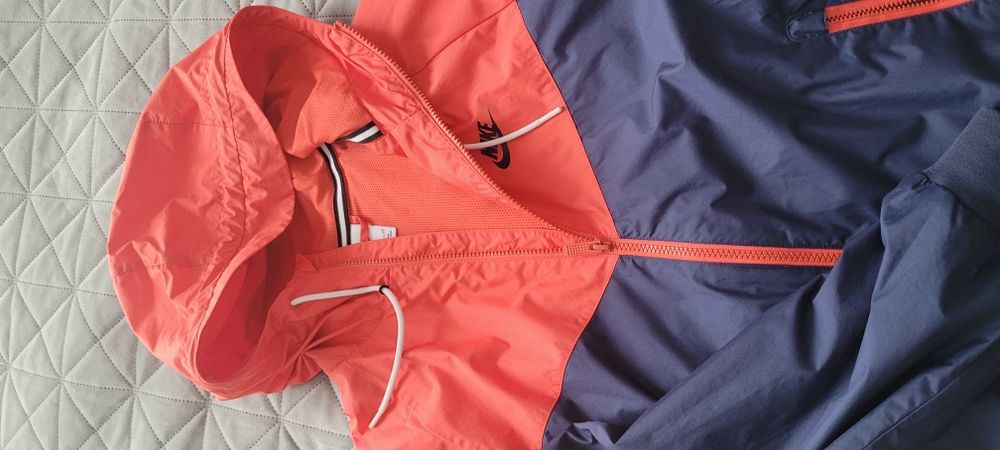 Wiatrówka, lekka kurtka Nike rozm. S unisex
