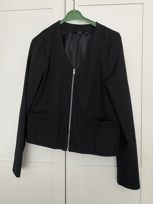 Elegancka kurtka bomberka Esmara