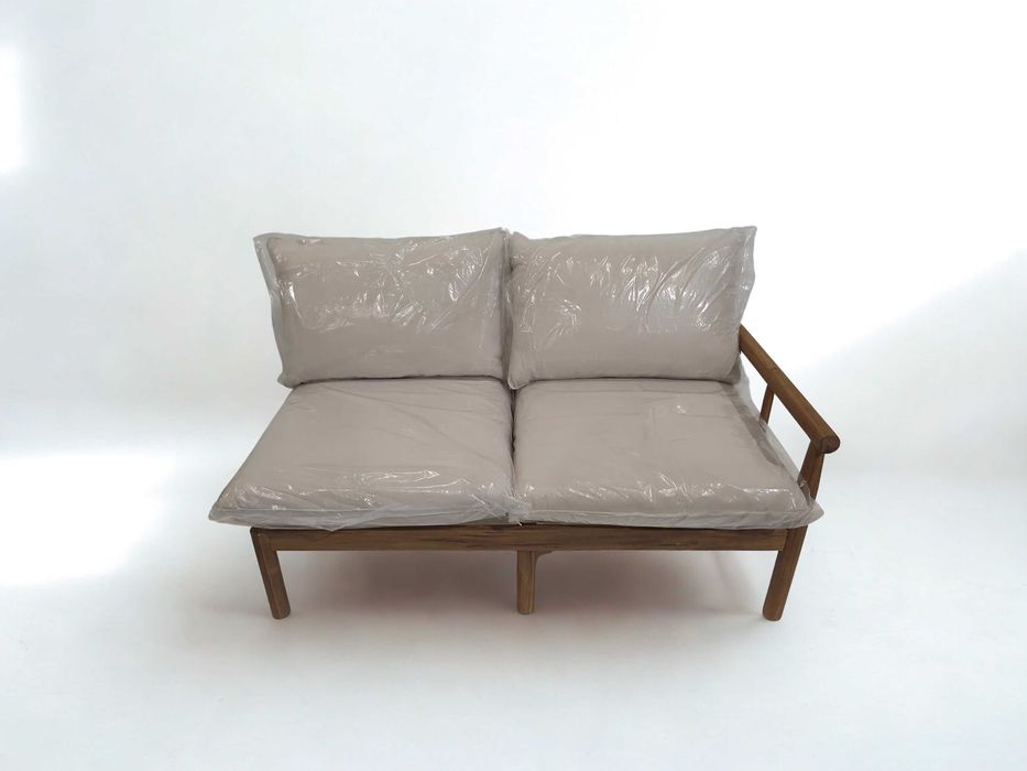 Sofa ogrodowa Melvin 2-osobowa z drewna akacjowego