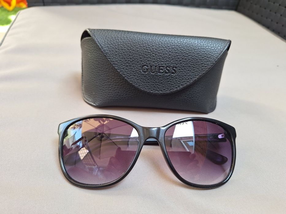 Óculos de sol  GUESS