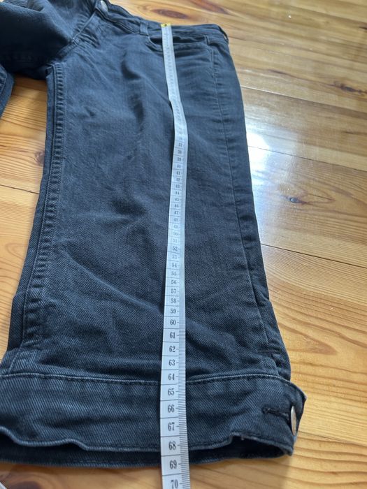 Spodnie do kolan Tommy Hilfiger r 29