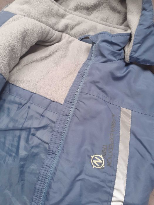 Kurtka zimowa dla dziecka (rozmiar 122)