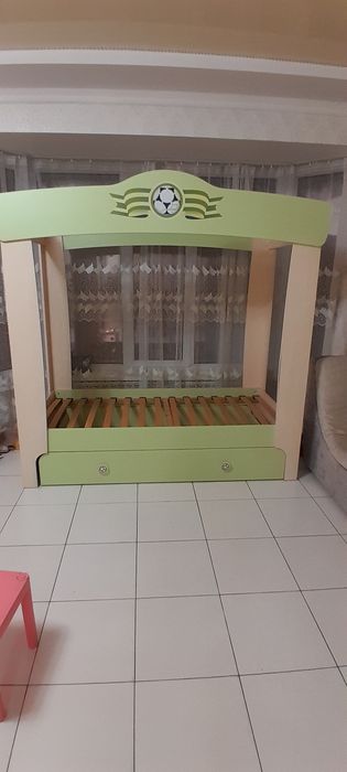 Ліжко з матрасом