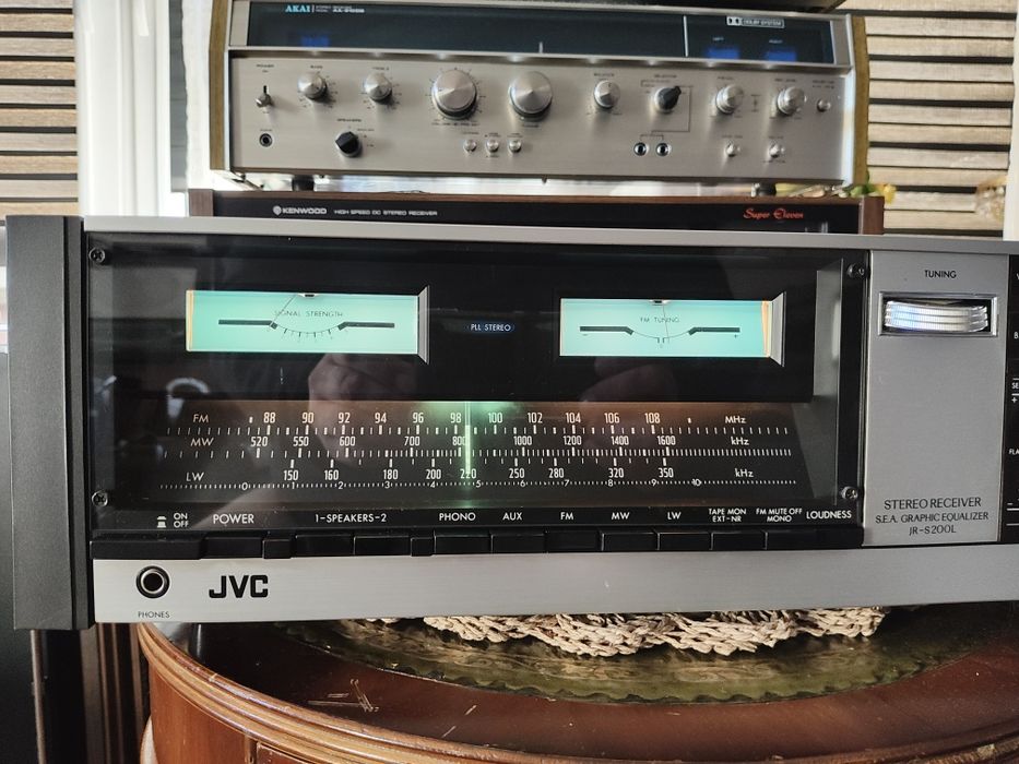 Amplituner JVC JR-S 200L 4x40W Gabinetowy  z korektorem