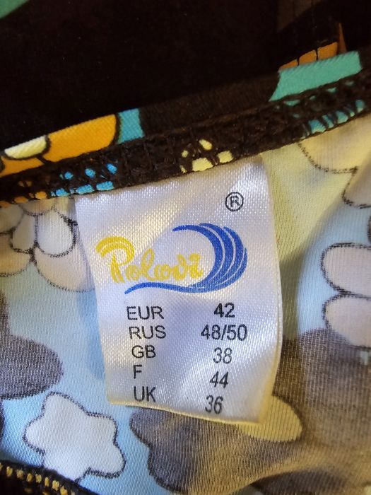 Продам купальники