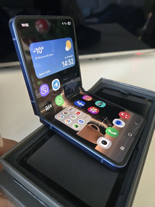 Смартфон Samsung Galaxy Flip7 12/512 GB Blue Shadow

UA
Toggle
RU
jabk