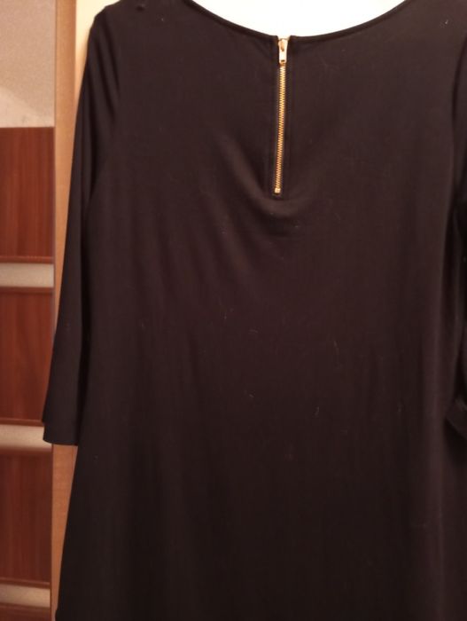 Piękna bluzeczka damska czarno-biała w kropki