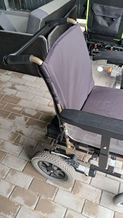 Wòzek inwalidzki