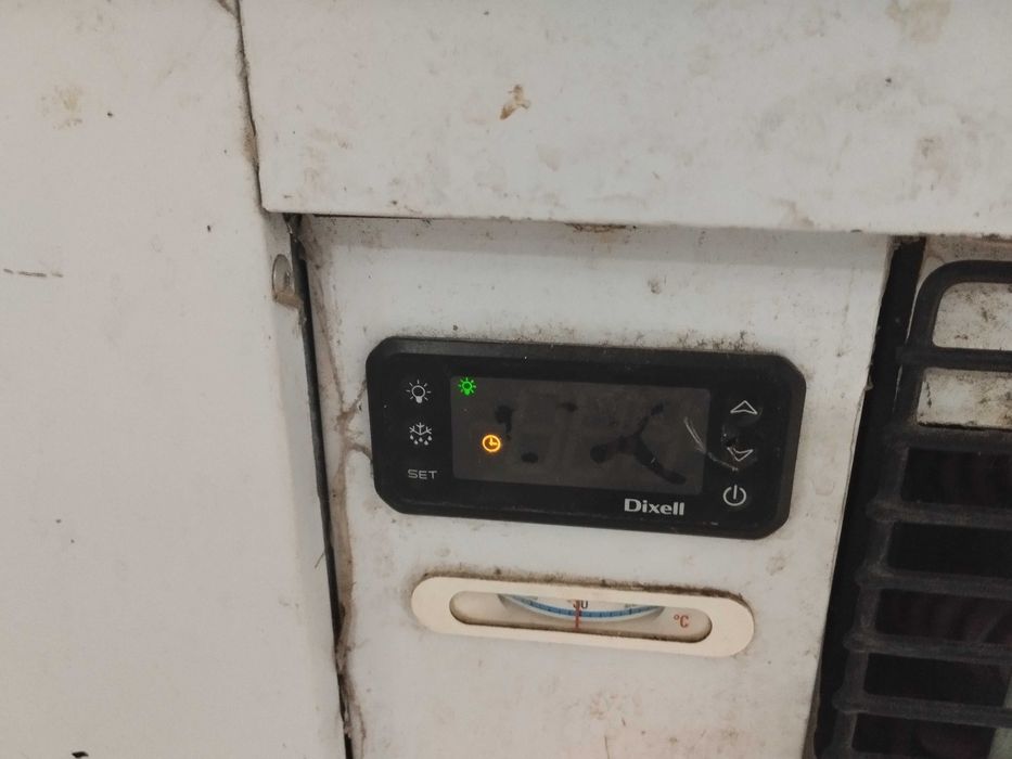 vitrine para gelados ISA bermuda RV13 VIEW para desocupar urgente