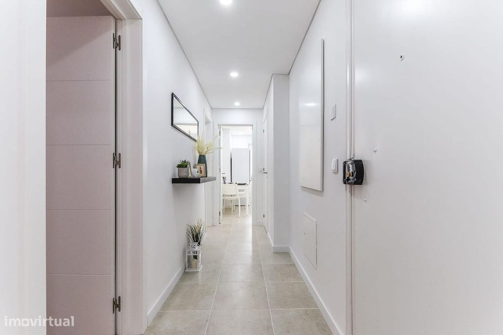 Apartamento T2 + T0 , próximo á Estação CP Cacém