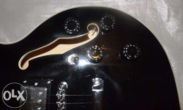 Guitarra elétrica de jazz