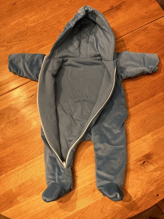 Kombinezon niemowlęcy rozmiar 62