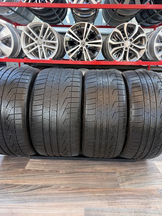 Шини Pirelli 305/30/R21 - 265/35/R21