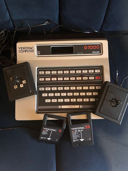 Videopac G7000 Philips + 2 gry