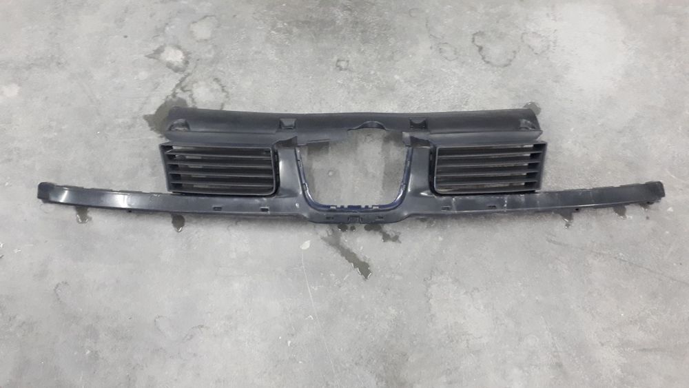 Grelha seat ibiza