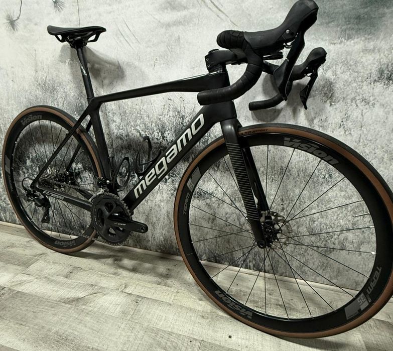 1499€
Megamo Raise 20 2023( aceito retomas)
Transmissão 2x11 105
Guiad