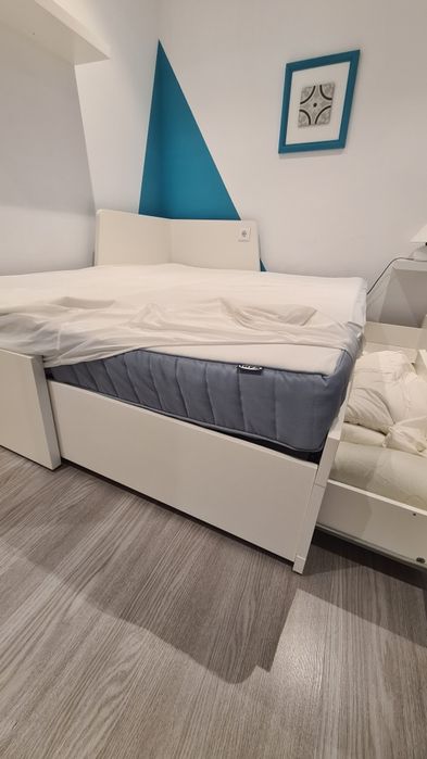 Cama Individual / Casal c/ colchões e gavetas