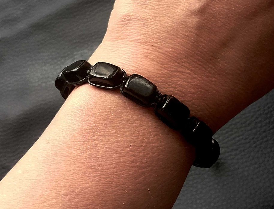 Bransoletka ONYKS 12/8 mm.kamienie naturalne,regulacja UNISEX