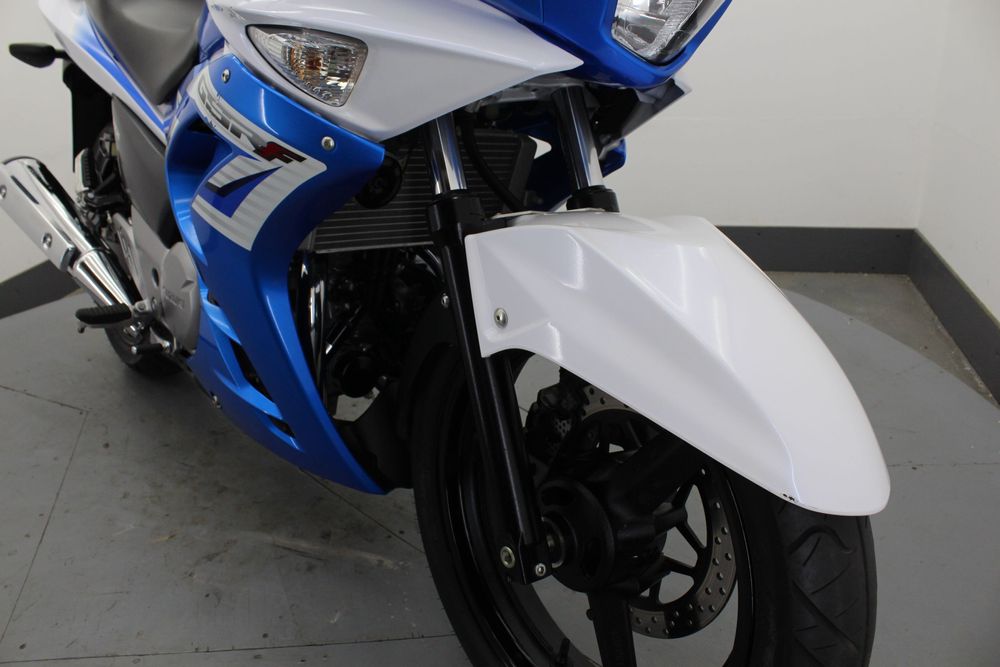 Suzuki GSR 250F 2017
