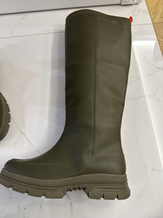 Kolosze SWIMS  40 khaki oliwkowe wysokie