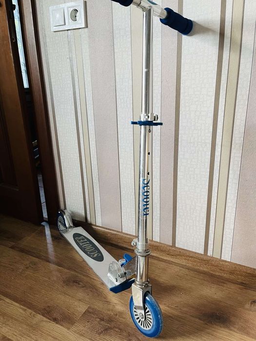 Двоколісний самокат Scooter (синій)