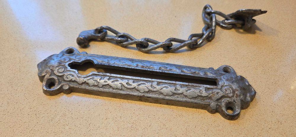 Łańcuch drzwiowy - stary, ozdobny