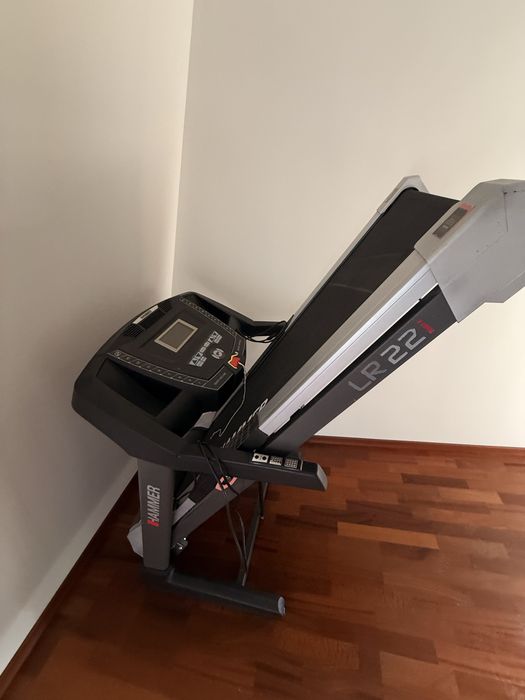 Bieżnia profesjonalna HAMMER LR22i