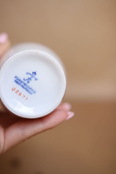 Wazon Furstenberg biała porcelana złocenie