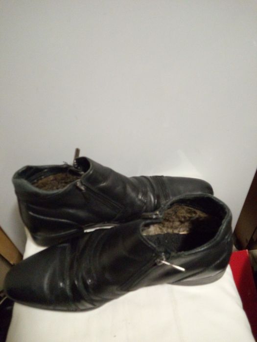 Шкіряні зимові чоловічі ботинки р. 43