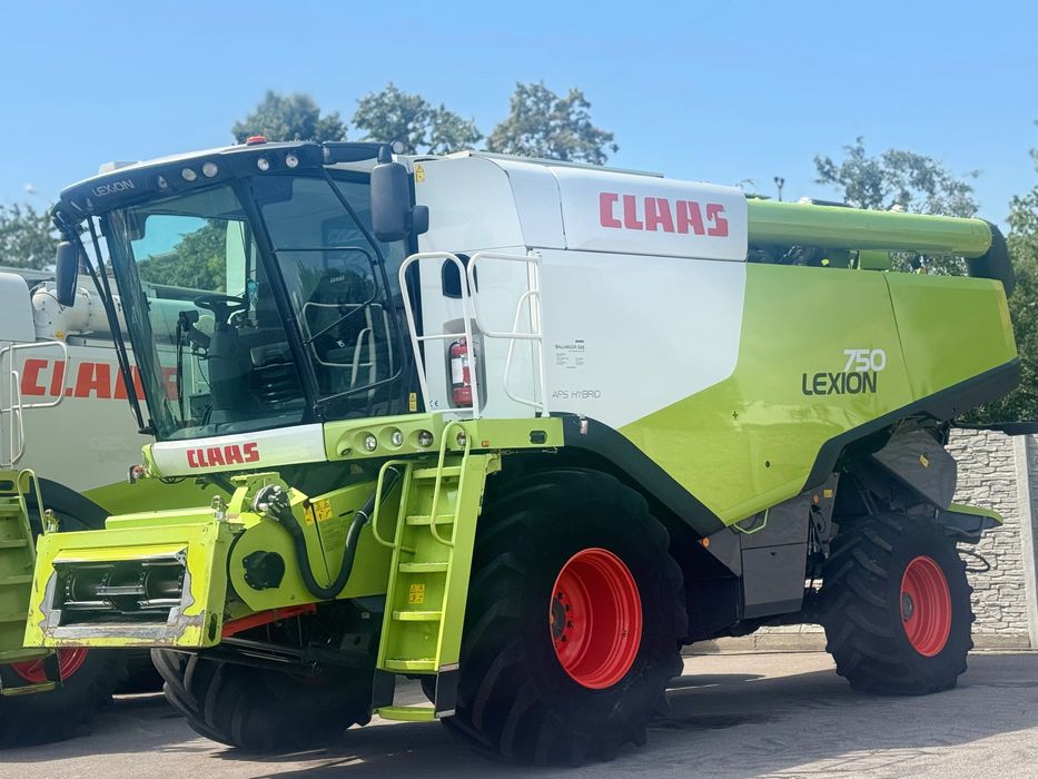 Продам комбайн Claas Lexion 750 2013 року