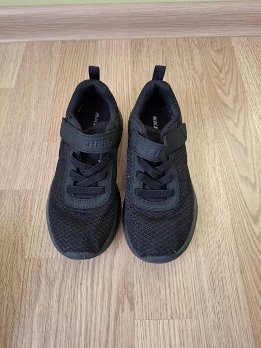 Кросівки Lacoste Skechers  Clark's 32p