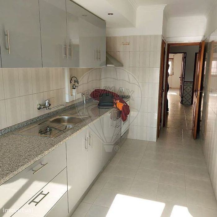 Apartamento T2 para arrendamento