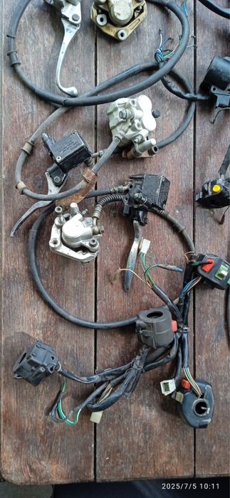 Продам тормоза передние и задние для скутера