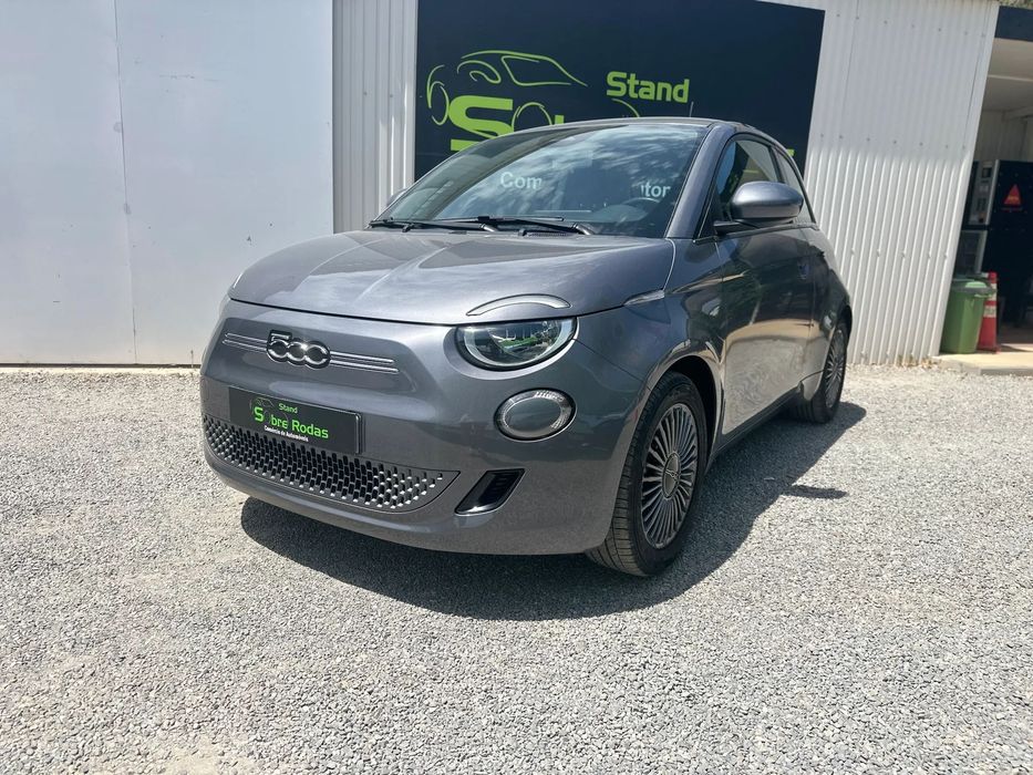 Fiat 500e 3 + 1 42 kWh