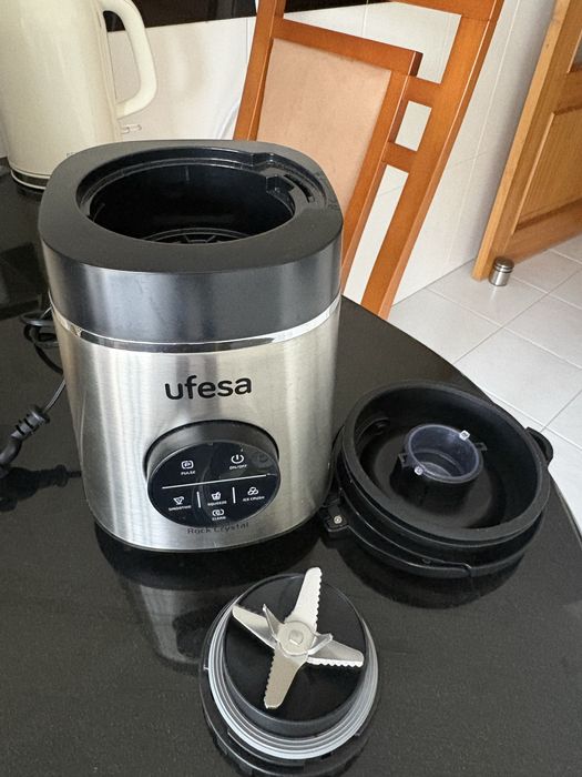 Base de liquidificadora nova