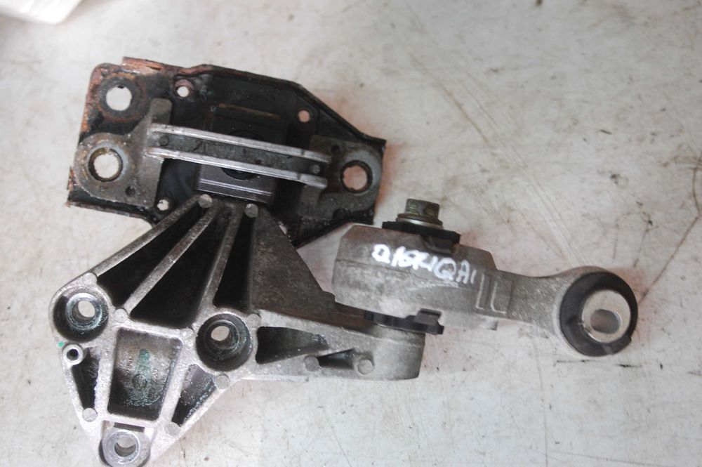 Łapa silnika Nissan Qashqai 1.5dci J10