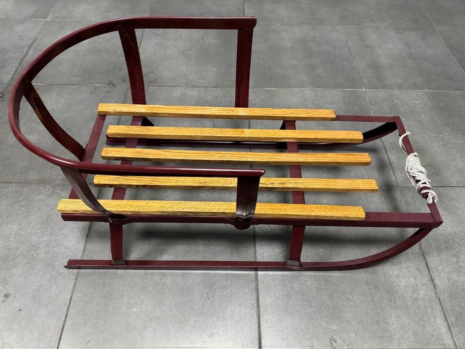Санки сталеві з дубовими планками + спинка та мотузка