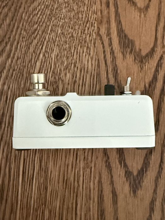 Педаль Noise Gate шумоподавления Rowin