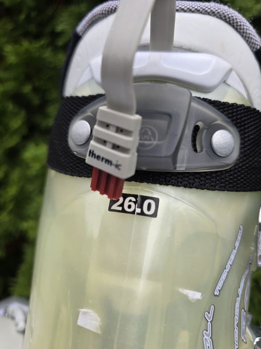 Sprzedam bardzo zadbane,super buty narciarskie Salomon  40 wkł 26-26.5