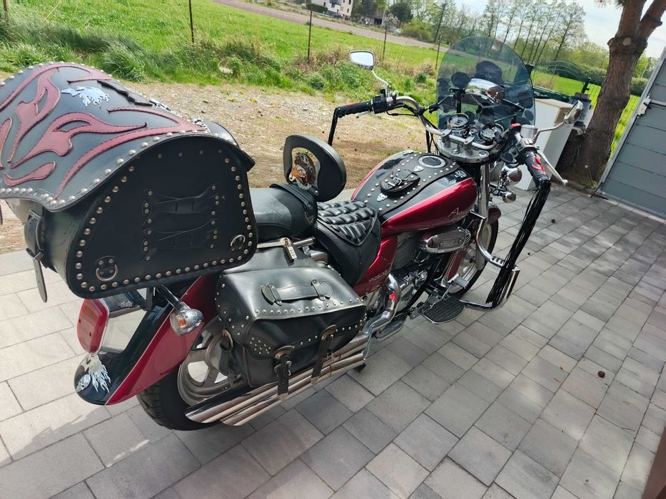 Motocykl Hyosung Aquila gv 125