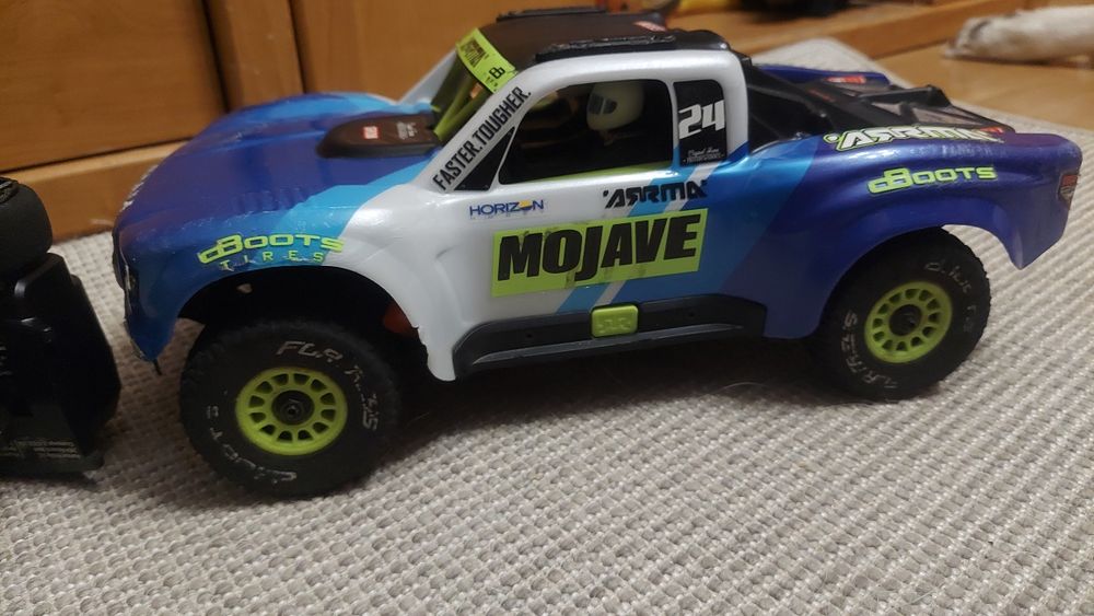 Arrma Mojave grom 1:18.