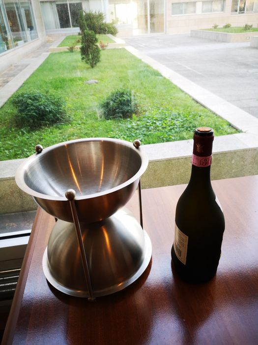 Cuspideira Oeno Sablier 2Lt e 4Lt. Provas de Vinho